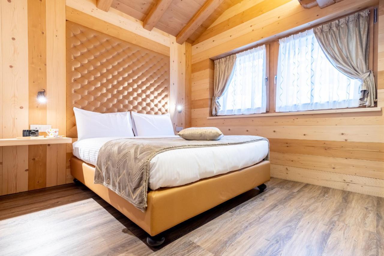 Chalet Imbosc'Che - 5 Beautiful Rooms In Charming B&B ลีวินโญ ภายนอก รูปภาพ