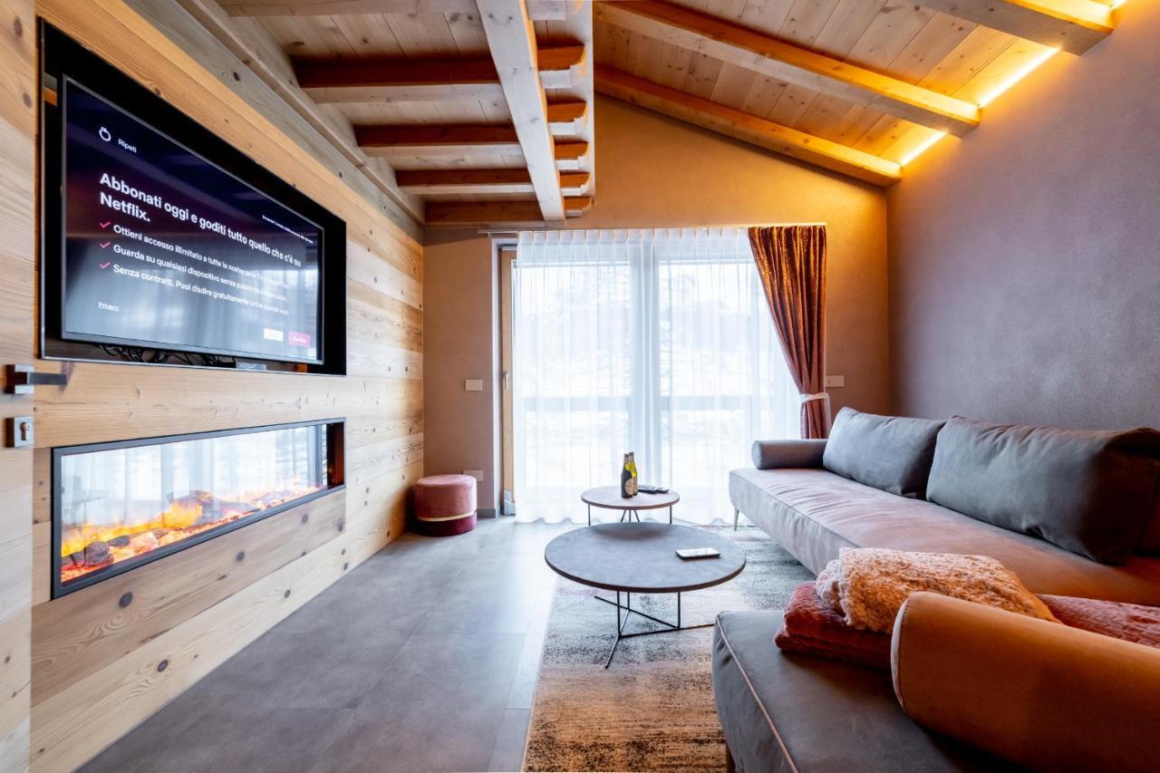 Chalet Imbosc'Che - 5 Beautiful Rooms In Charming B&B ลีวินโญ ภายนอก รูปภาพ